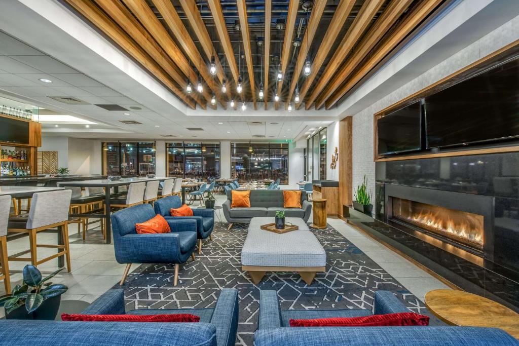Sonesta Denver Downtown Hotel lobby with fireplace